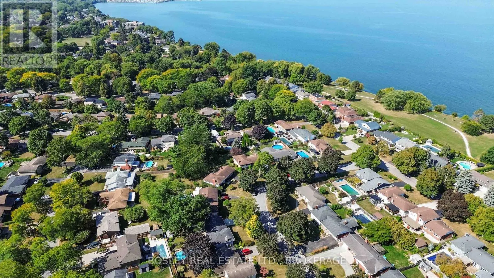 27 MEADOWLARK CRESCENT