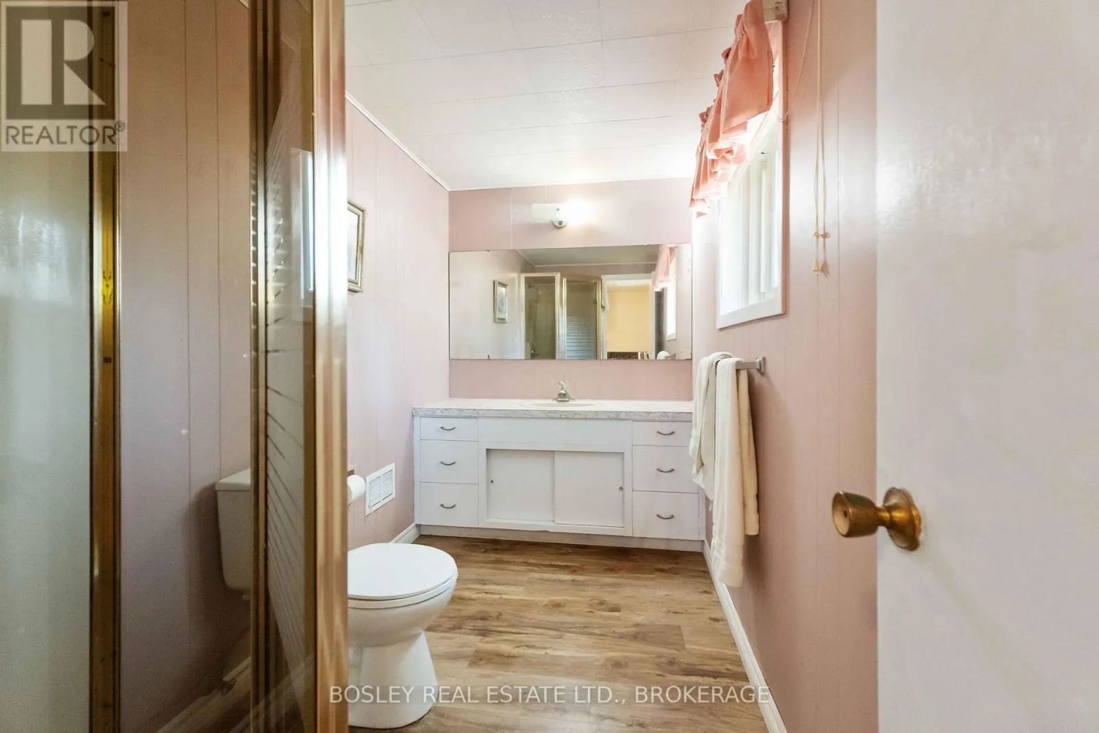 27 MEADOWLARK CRESCENT