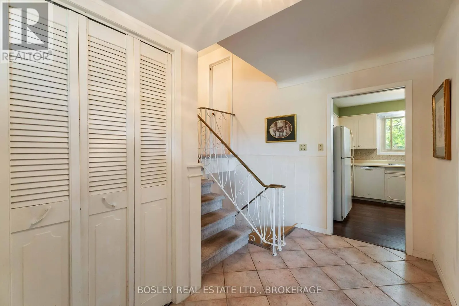 27 MEADOWLARK CRESCENT