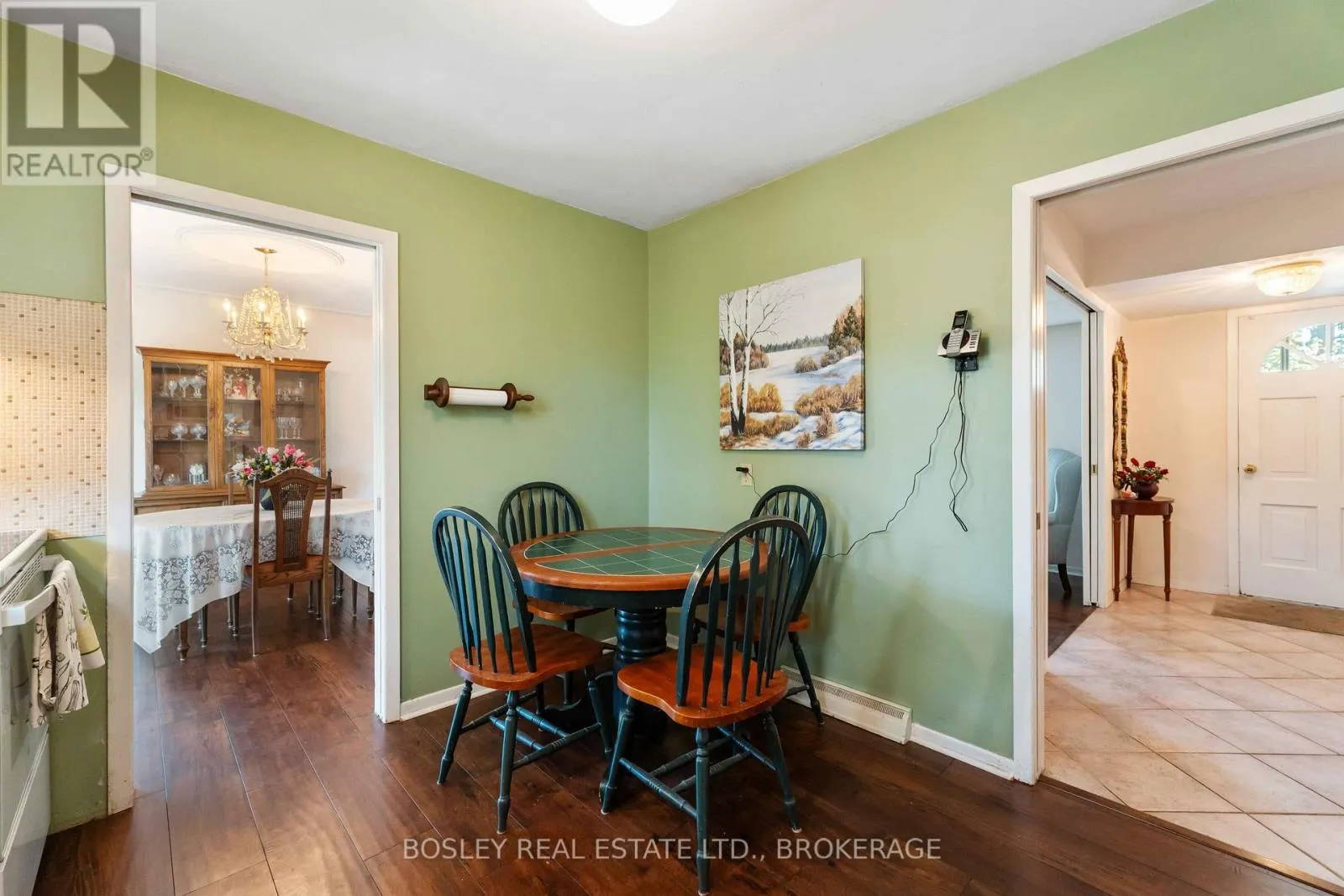 27 MEADOWLARK CRESCENT