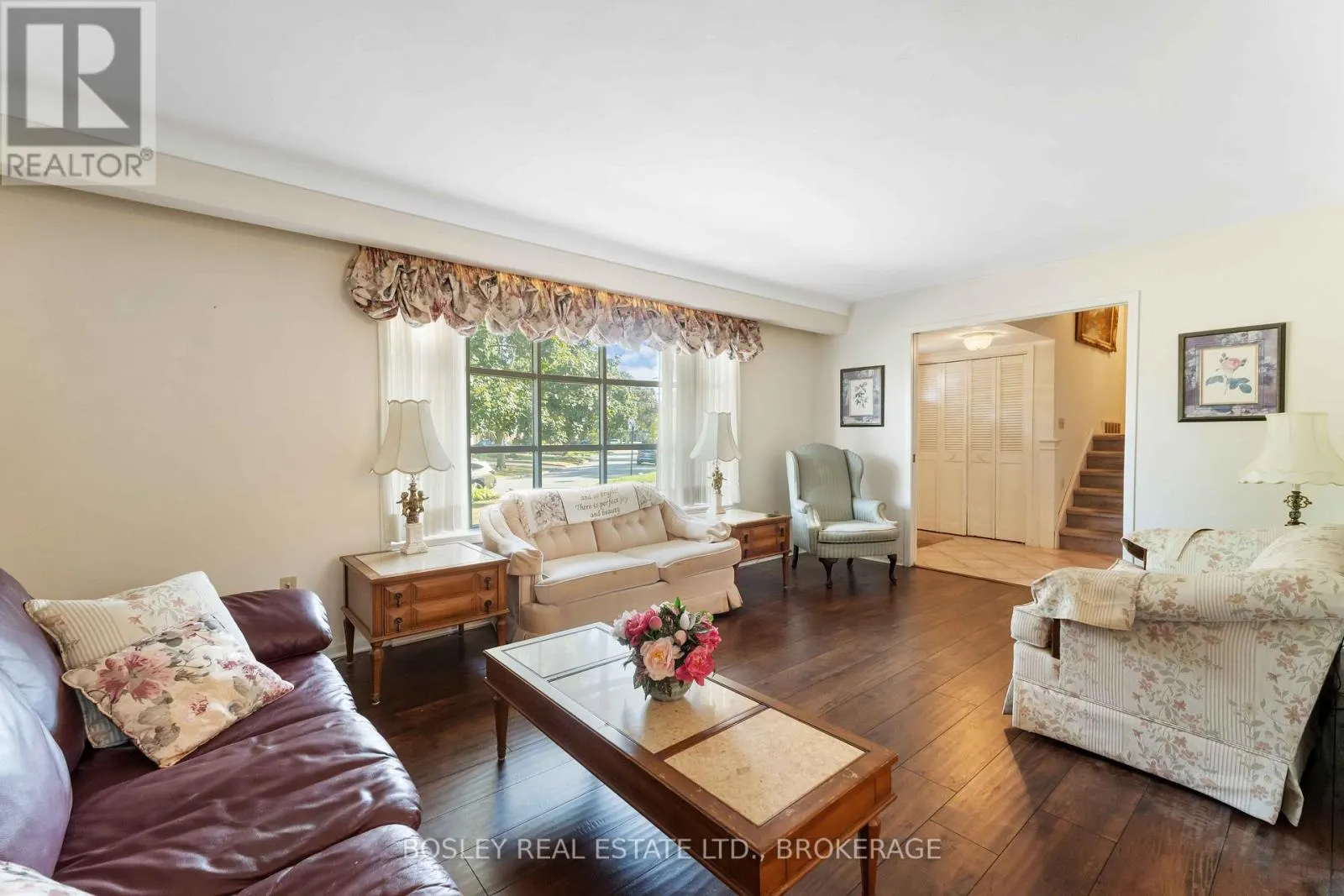 27 MEADOWLARK CRESCENT