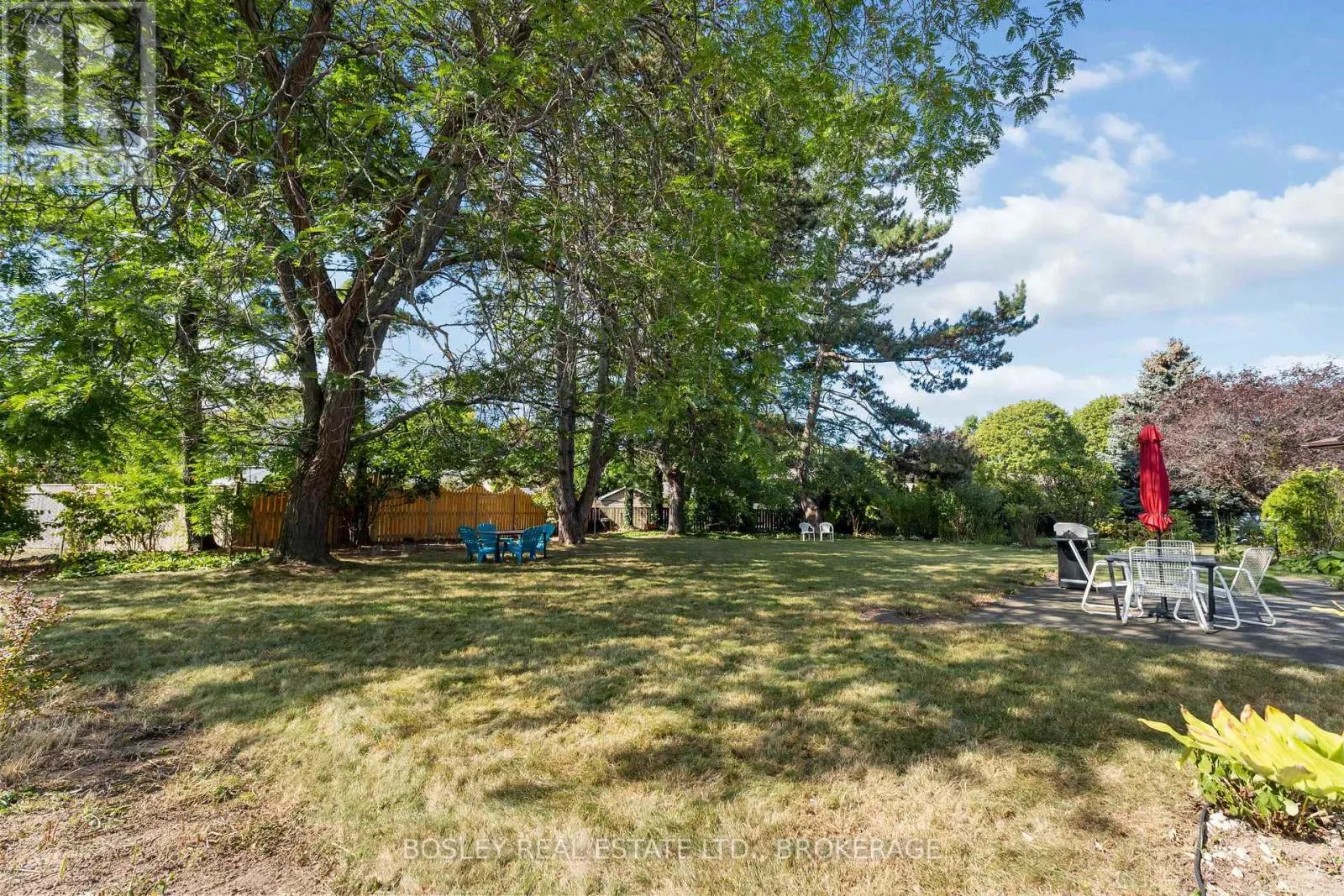 27 MEADOWLARK CRESCENT
