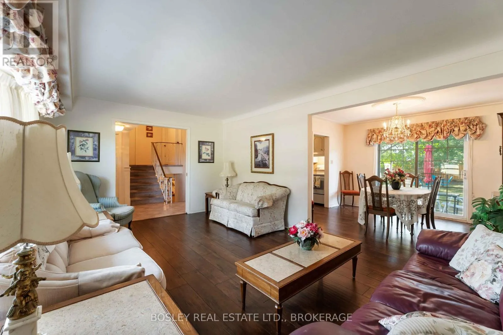 27 MEADOWLARK CRESCENT