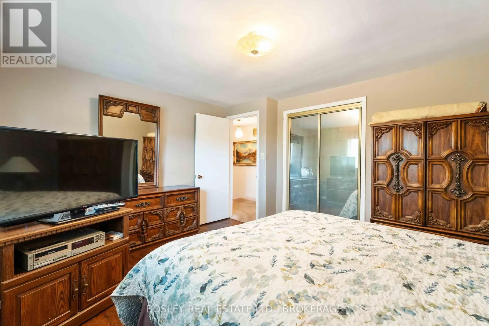 27 MEADOWLARK CRESCENT