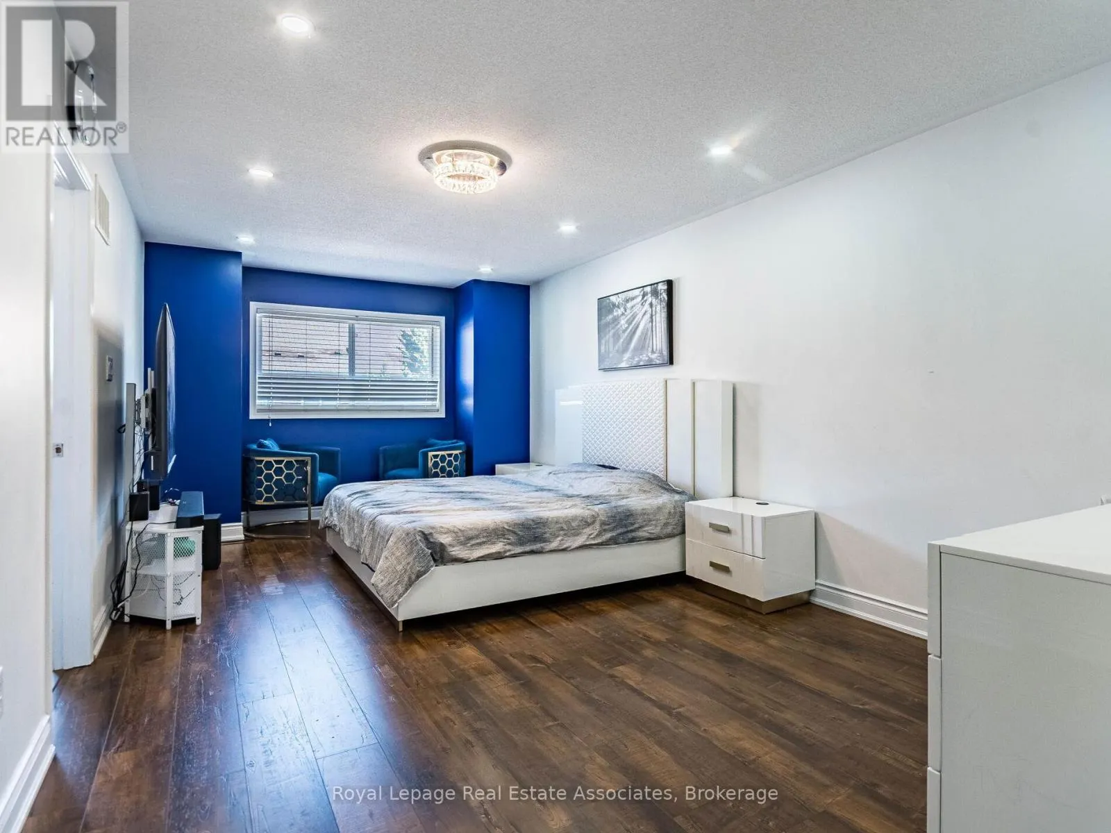 119 - 110 HIGHLAND ROAD E