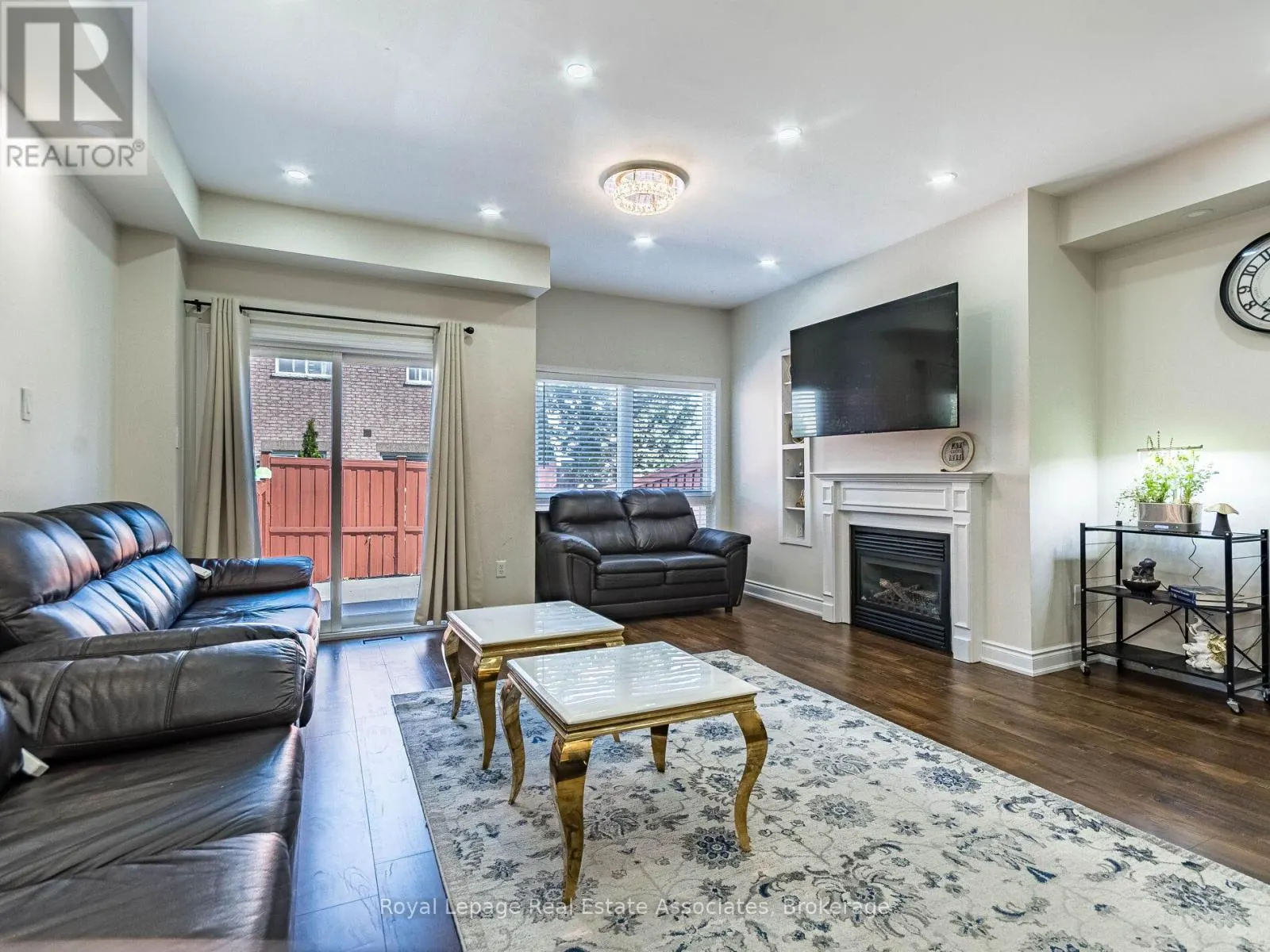 119 - 110 HIGHLAND ROAD E