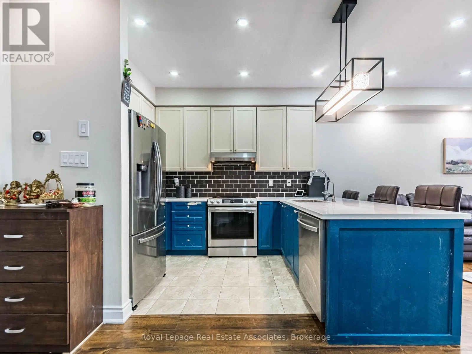 119 - 110 HIGHLAND ROAD E