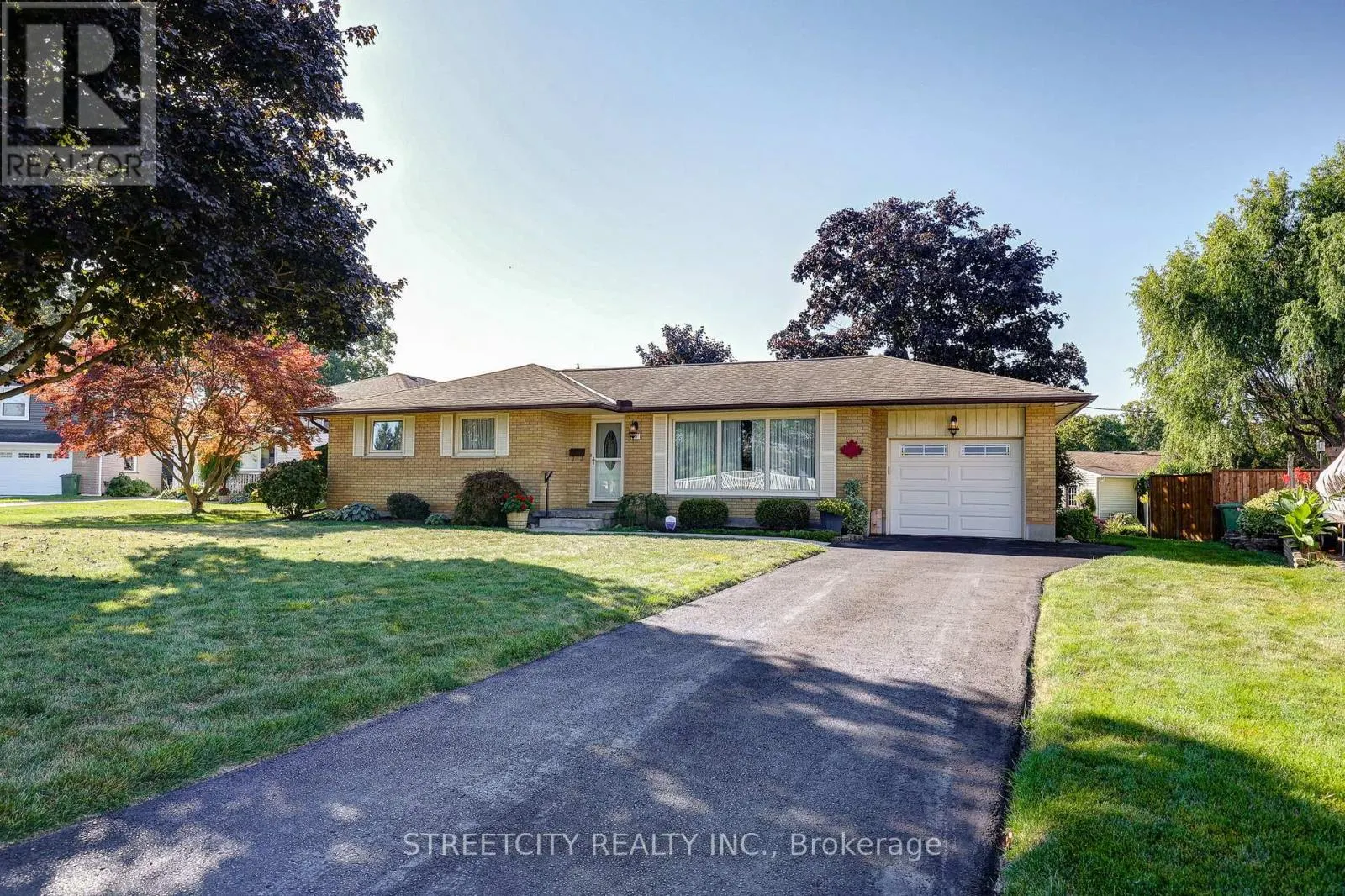 15 RYERSON PLACE