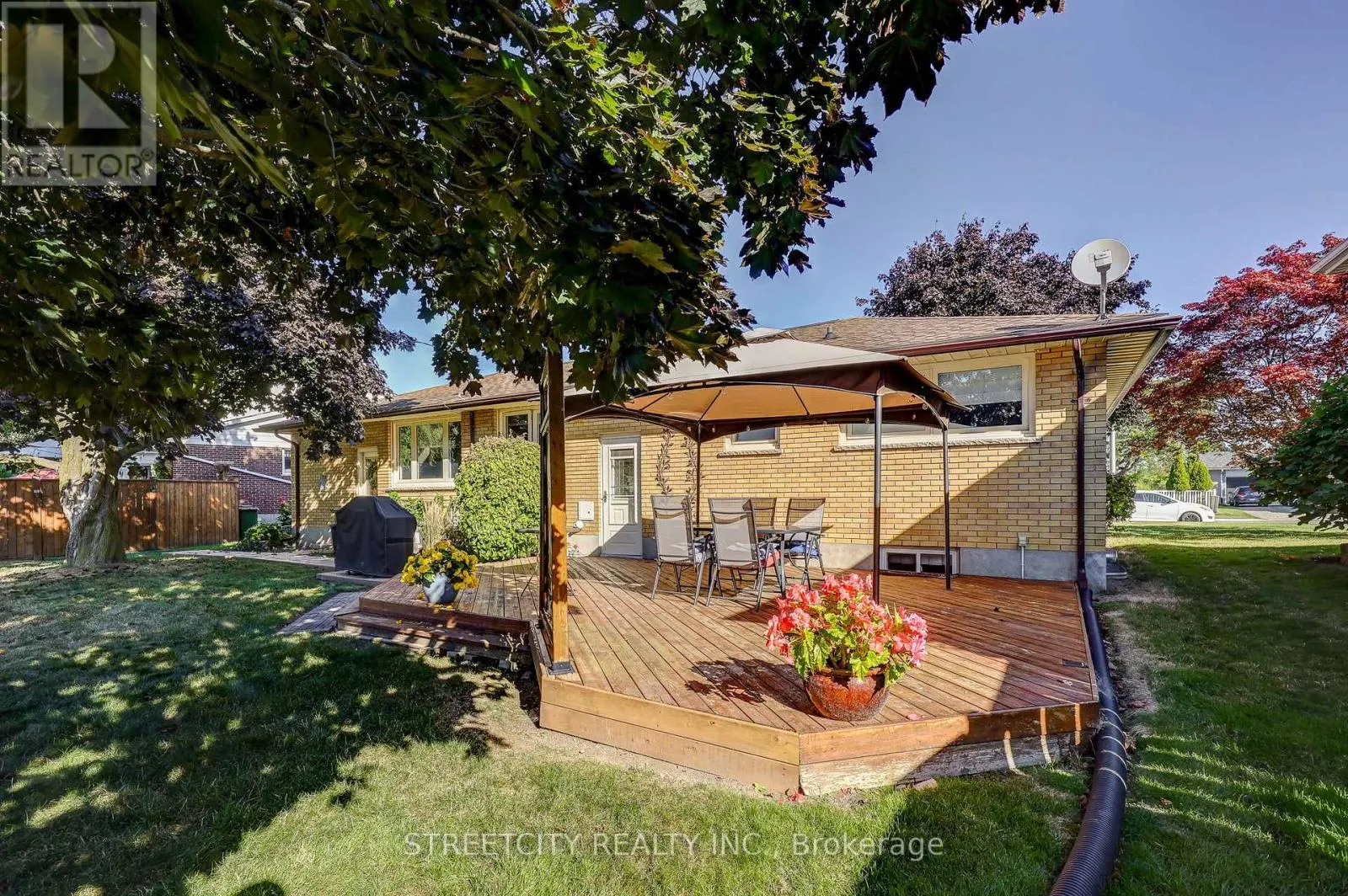15 RYERSON PLACE