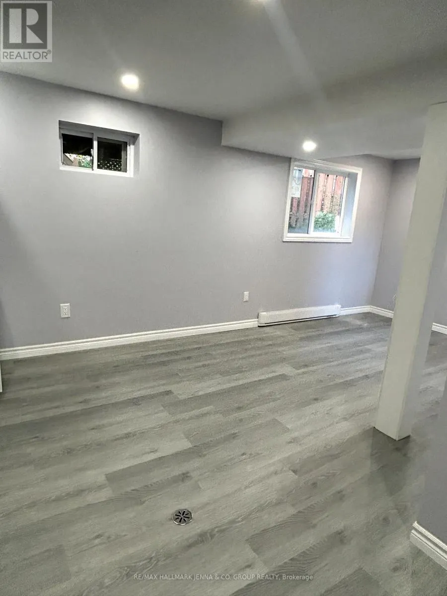 B - 62 GREENBORO CRESCENT