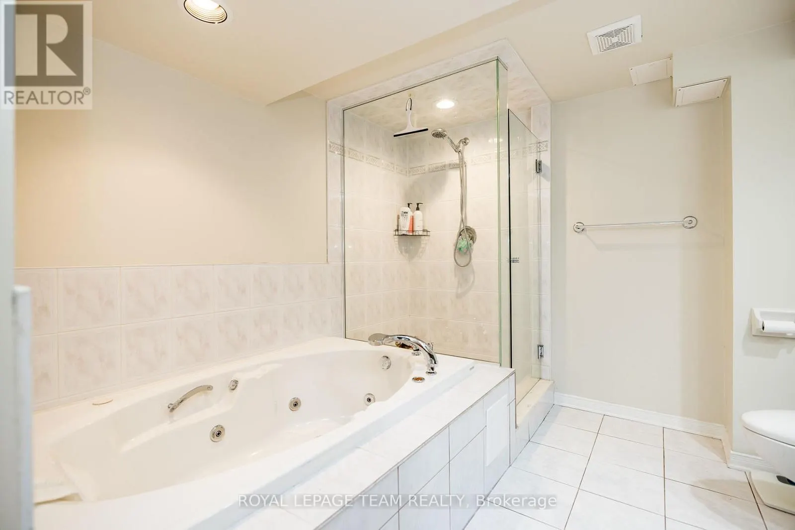 2740 MONCTON ROAD