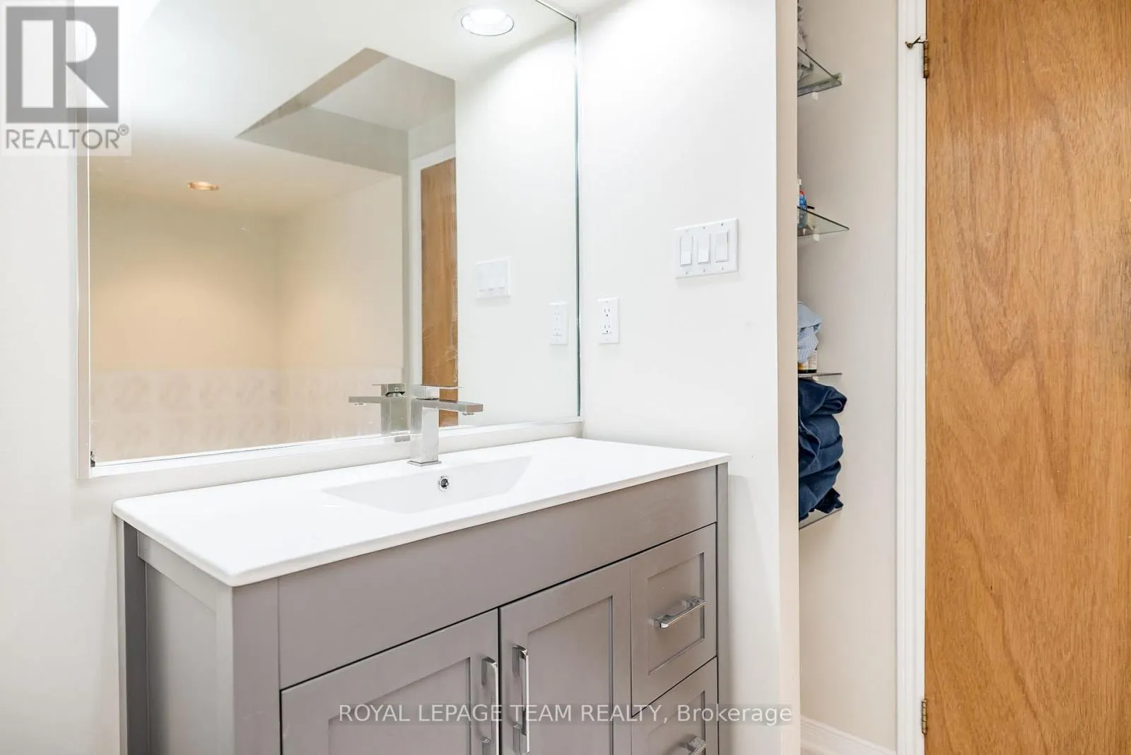 2740 MONCTON ROAD