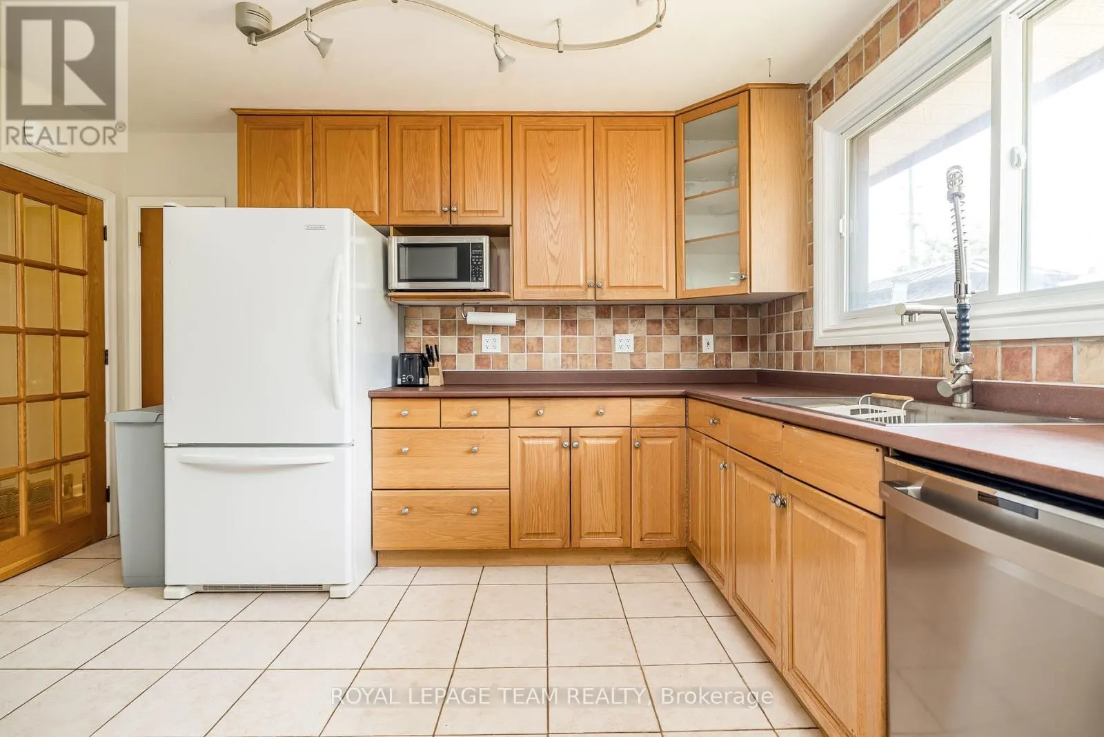 2740 MONCTON ROAD