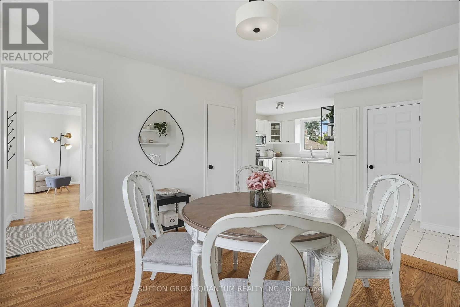 95 POTTRUFF ROAD S
