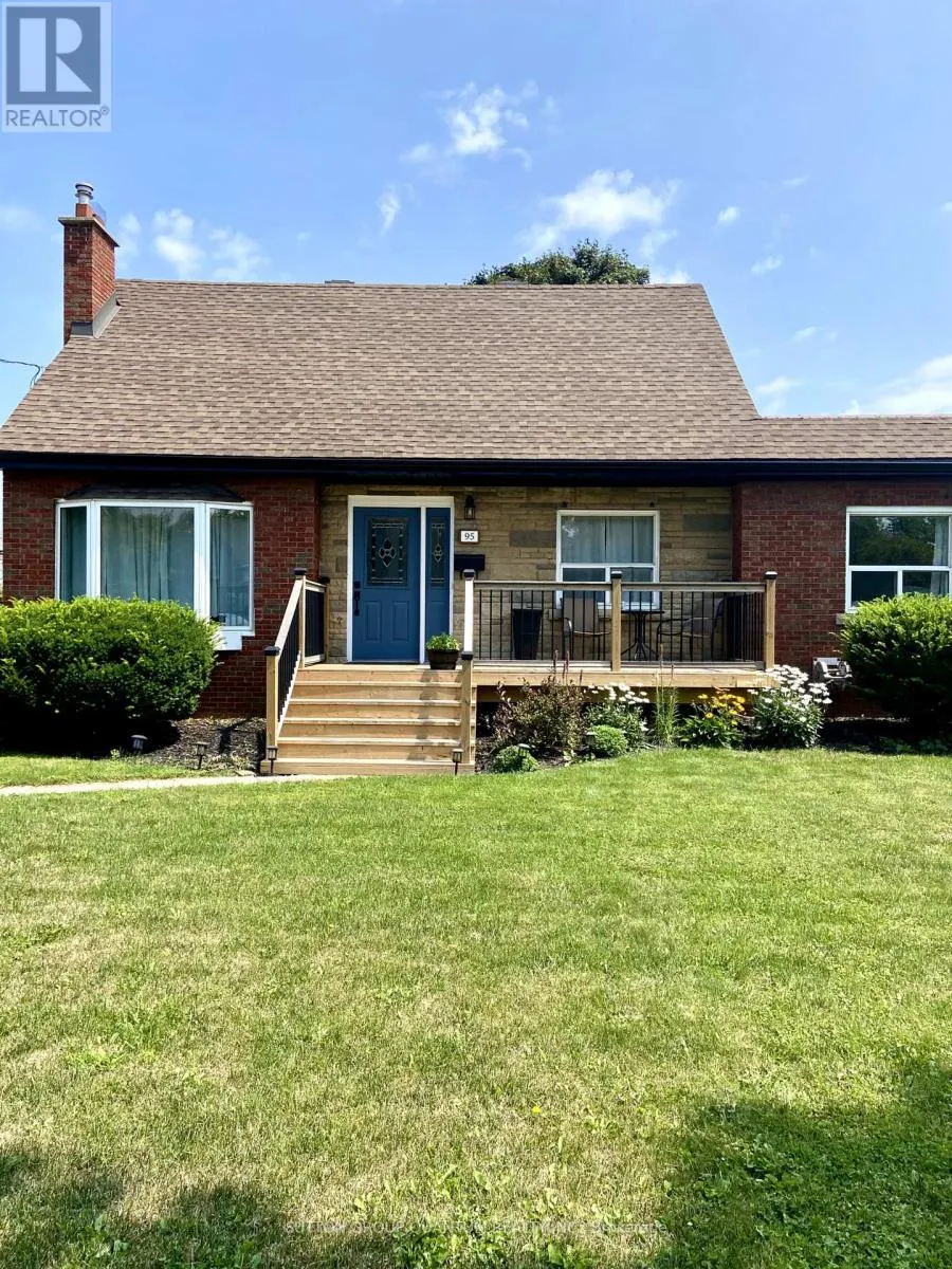 95 POTTRUFF ROAD S