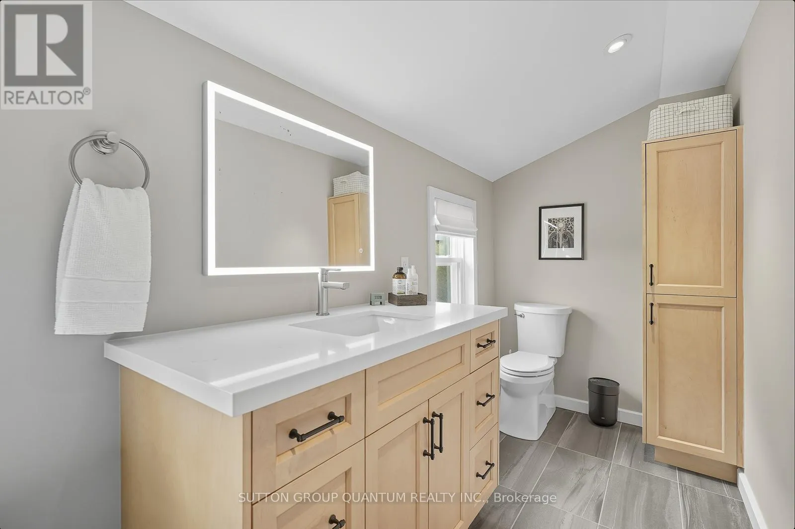 95 POTTRUFF ROAD S