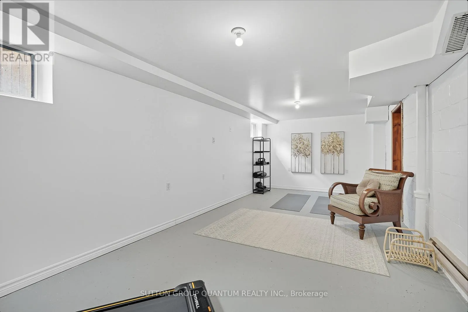 95 POTTRUFF ROAD S