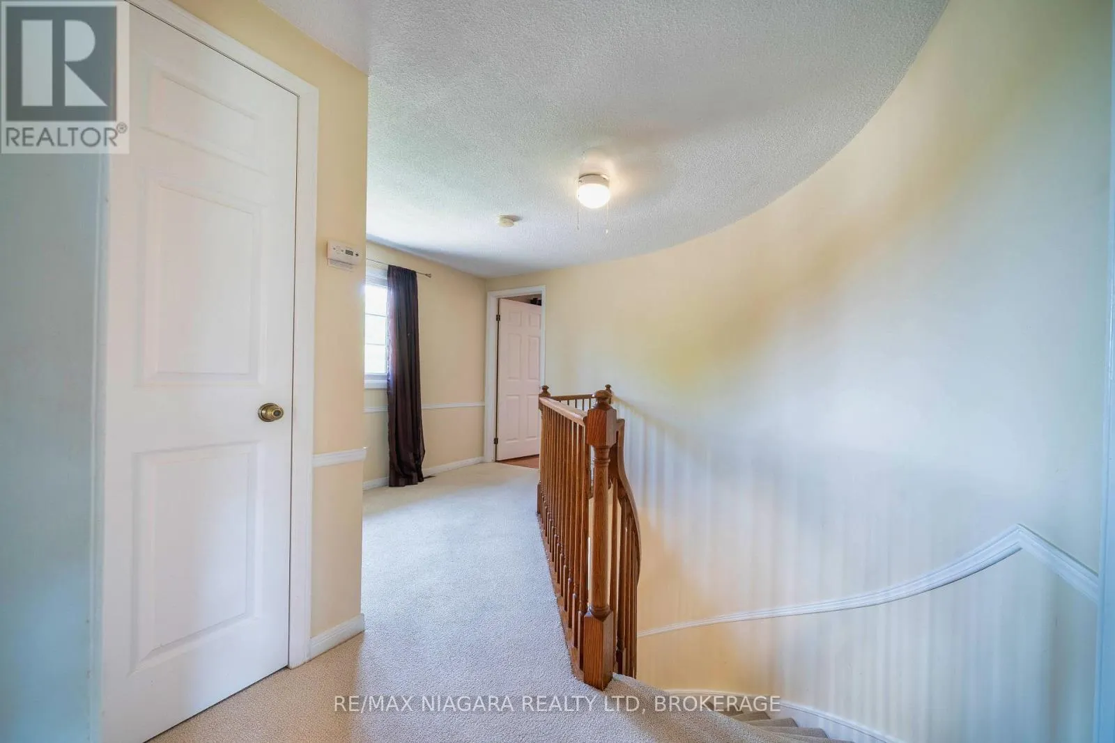 26 CRESTCOMBE ROAD
