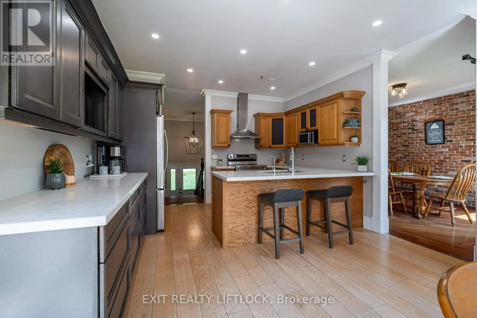 290 MCCLENNAN DRIVE