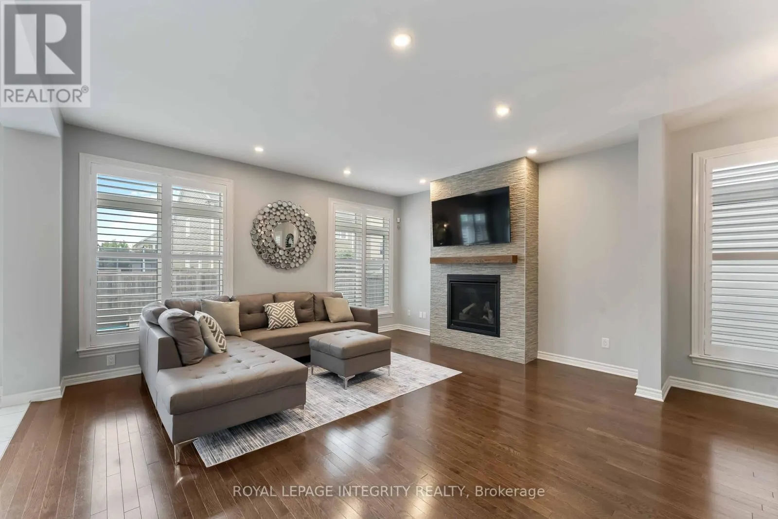 563 EGRET WAY