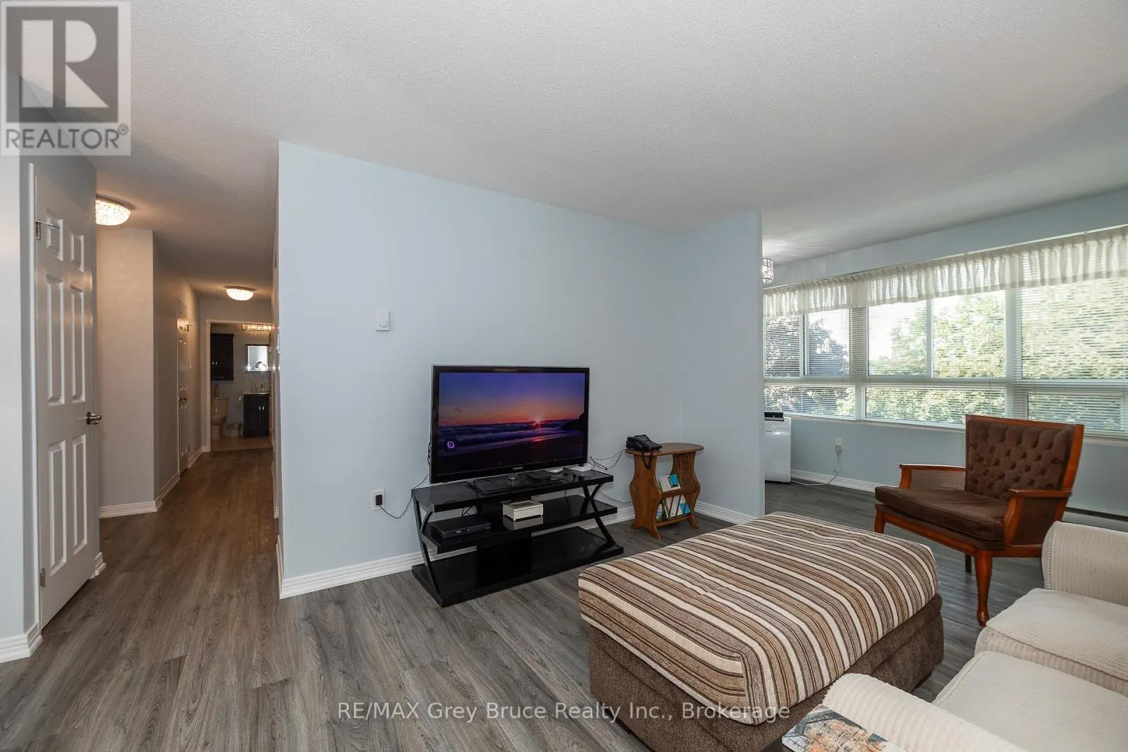 309 - 850 6TH STREET E, #309