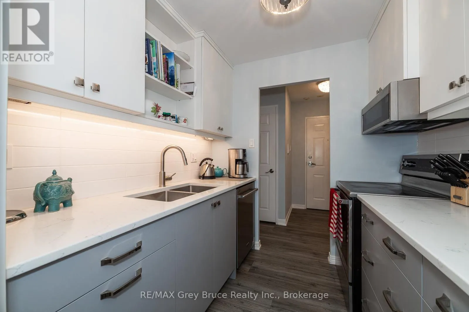 309 - 850 6TH STREET E, #309