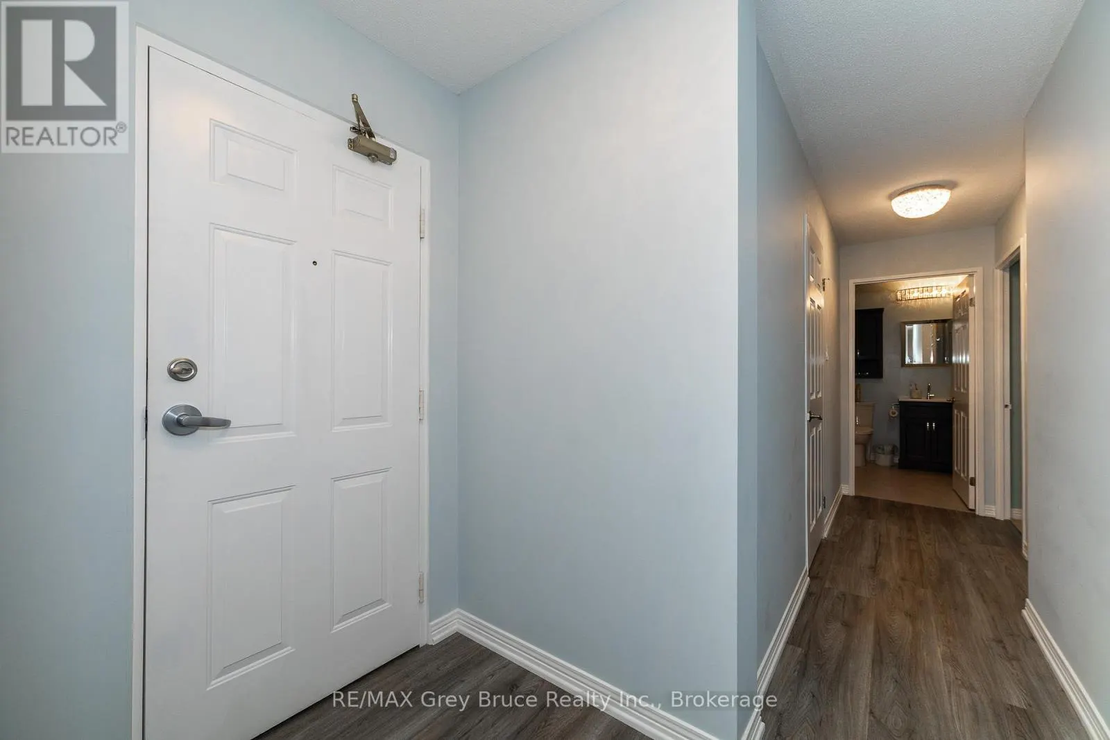309 - 850 6TH STREET E, #309