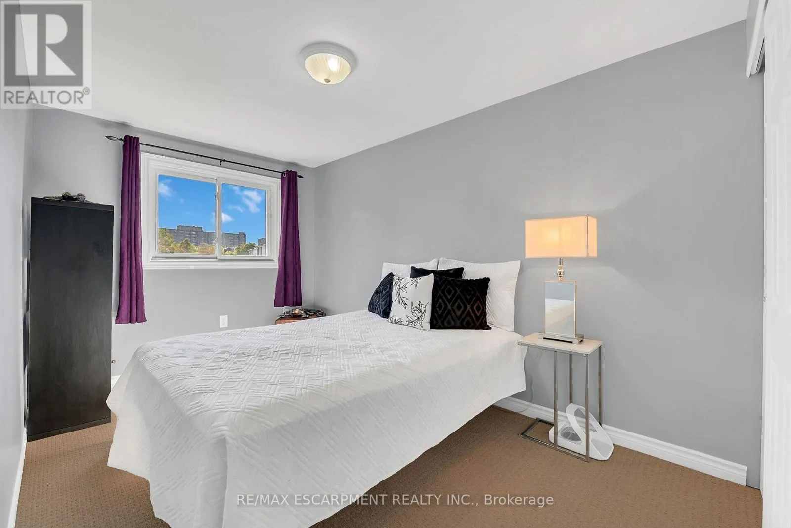 124 - 10 ANGUS ROAD