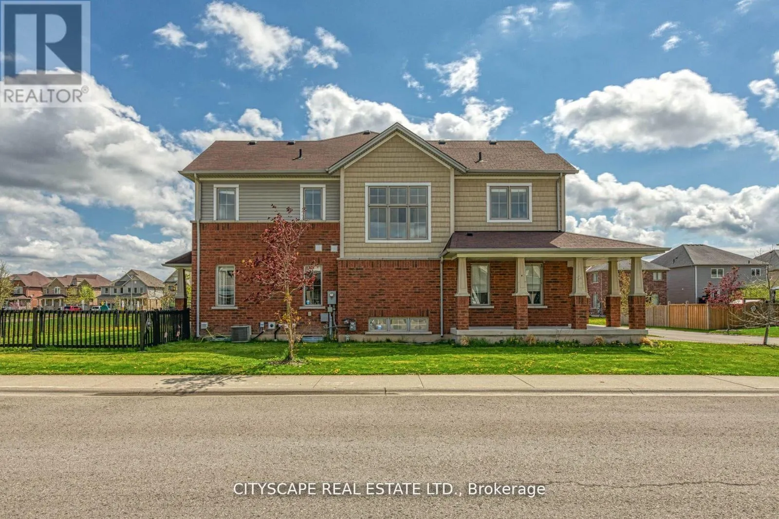 8485 PRIMROSE LANE