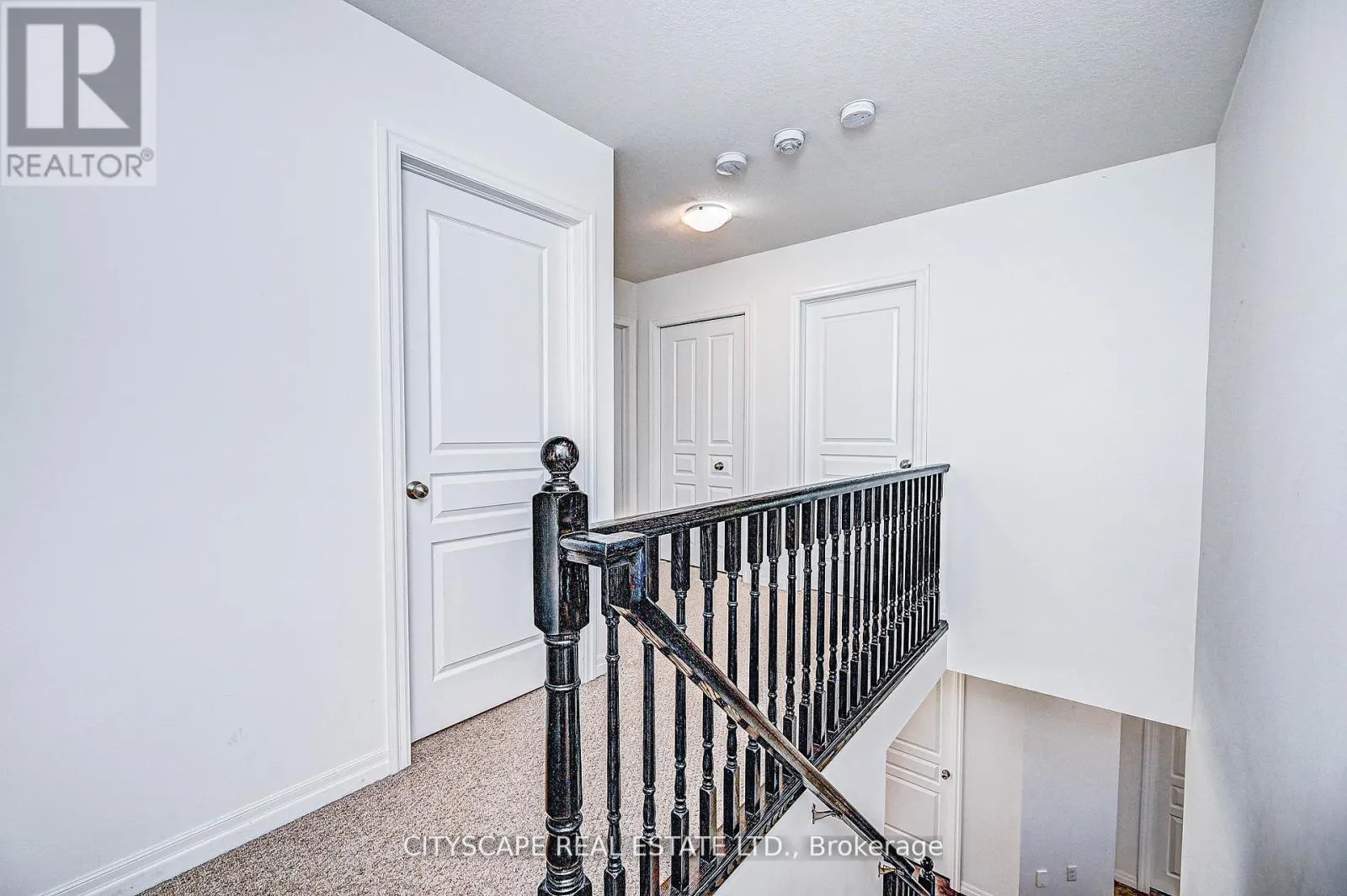 6 CASTLEBAY STREET