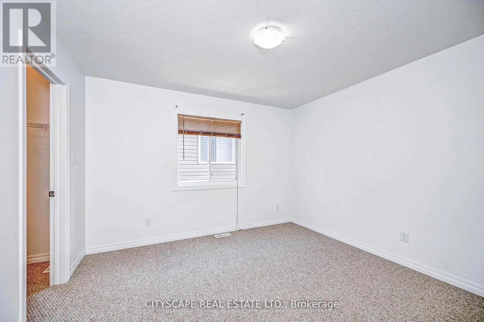 6 CASTLEBAY STREET