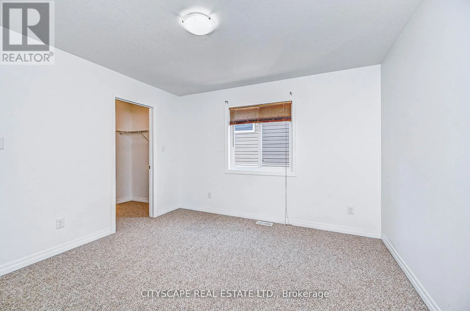 6 CASTLEBAY STREET