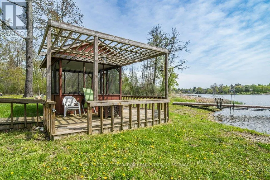 8738 COUNTY ROAD 2 W