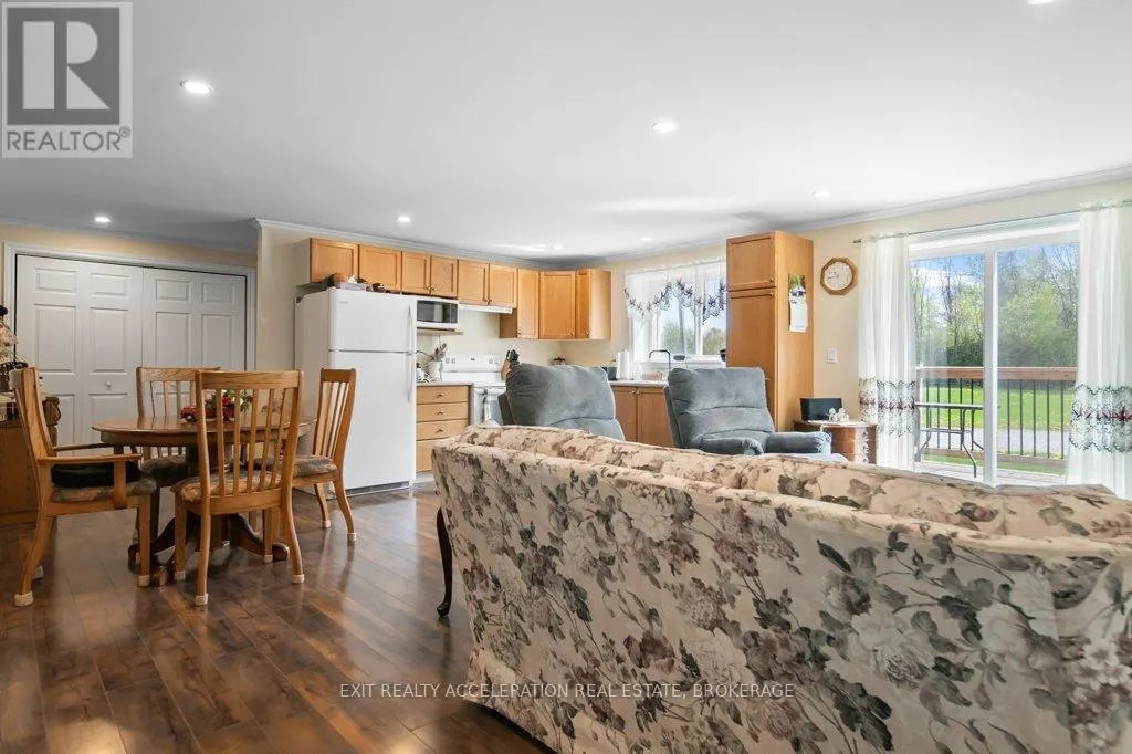 8738 COUNTY ROAD 2 W
