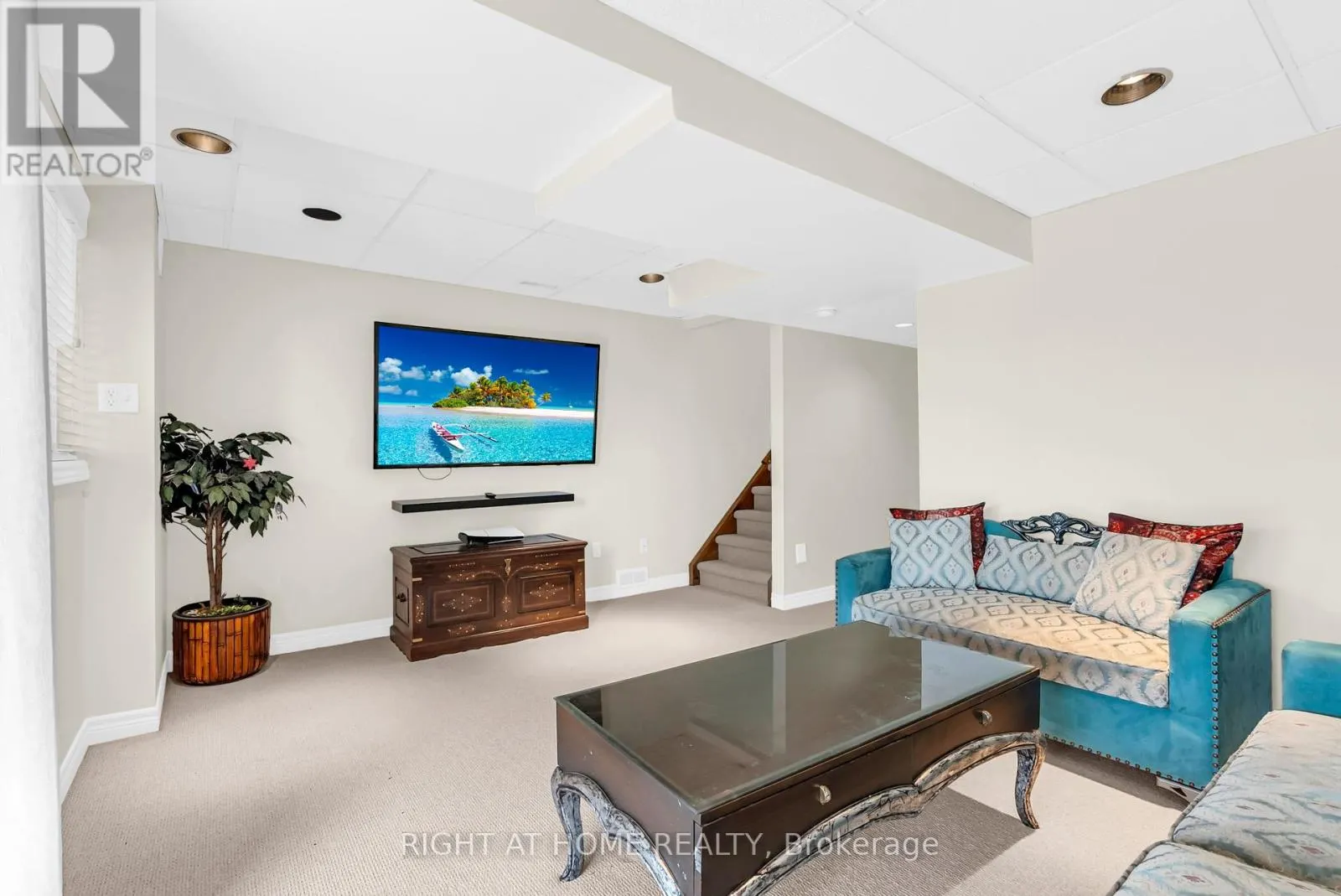 20 SLATER COURT