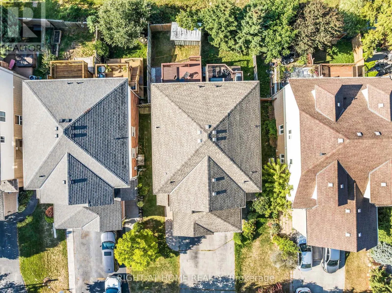 20 SLATER COURT