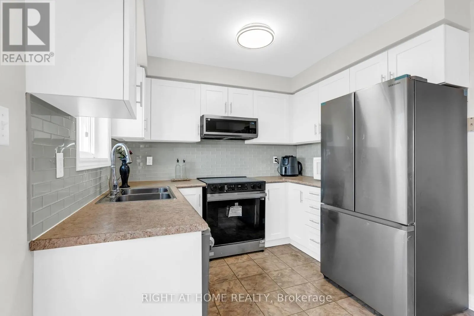 20 SLATER COURT