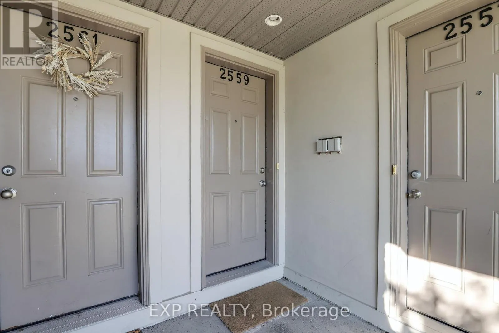 2559 LONGFIELDS DRIVE