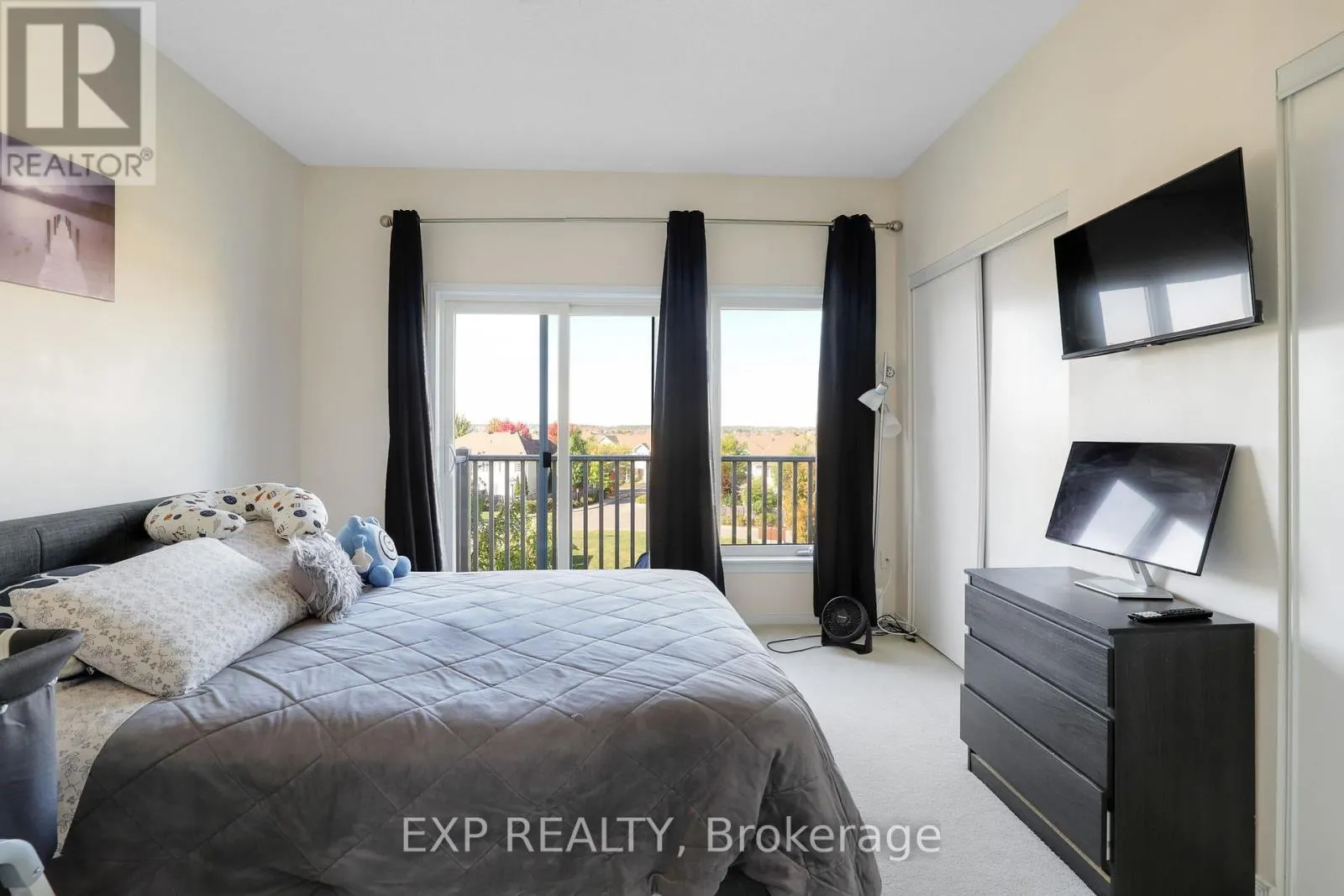 2559 LONGFIELDS DRIVE