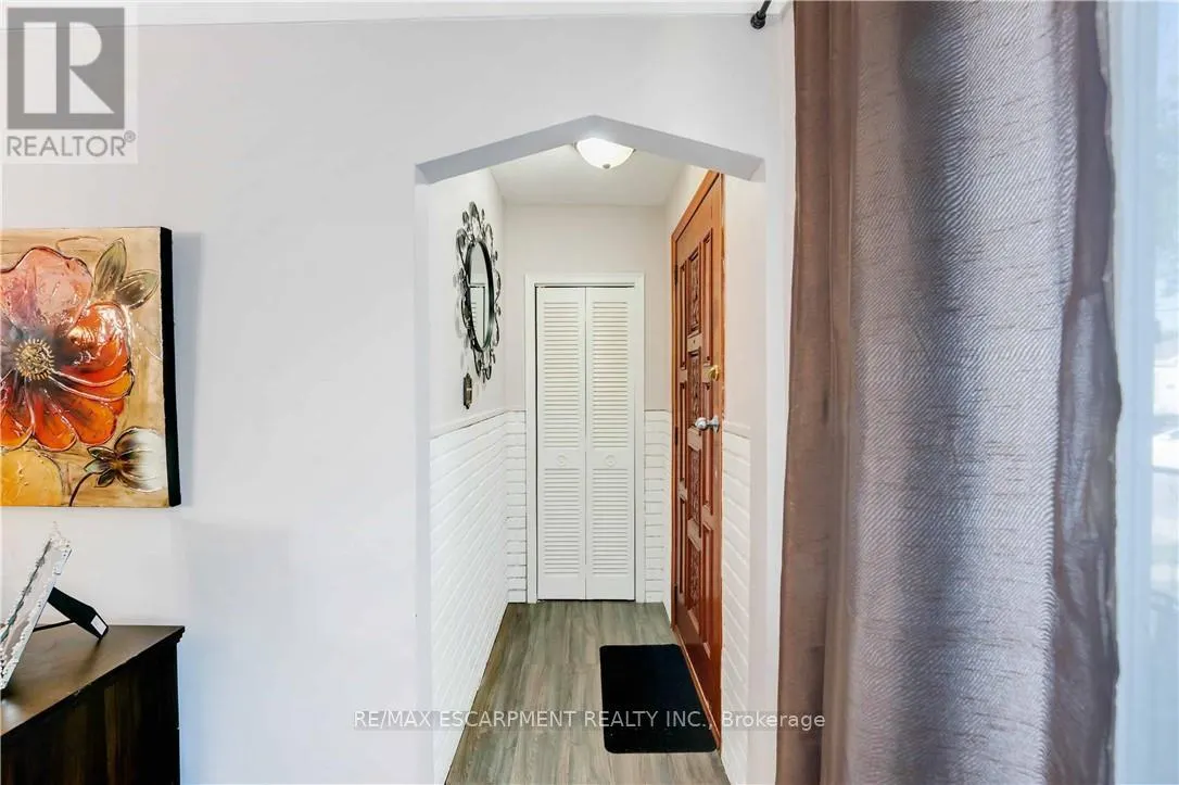 111 EAST 25TH STREET