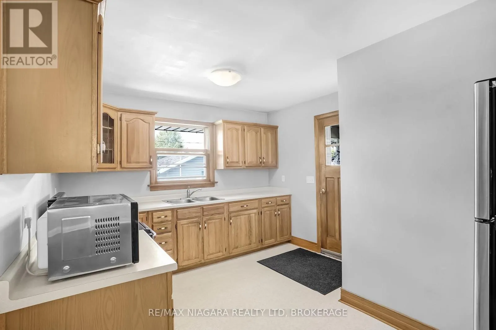 85 DIFFIN DRIVE