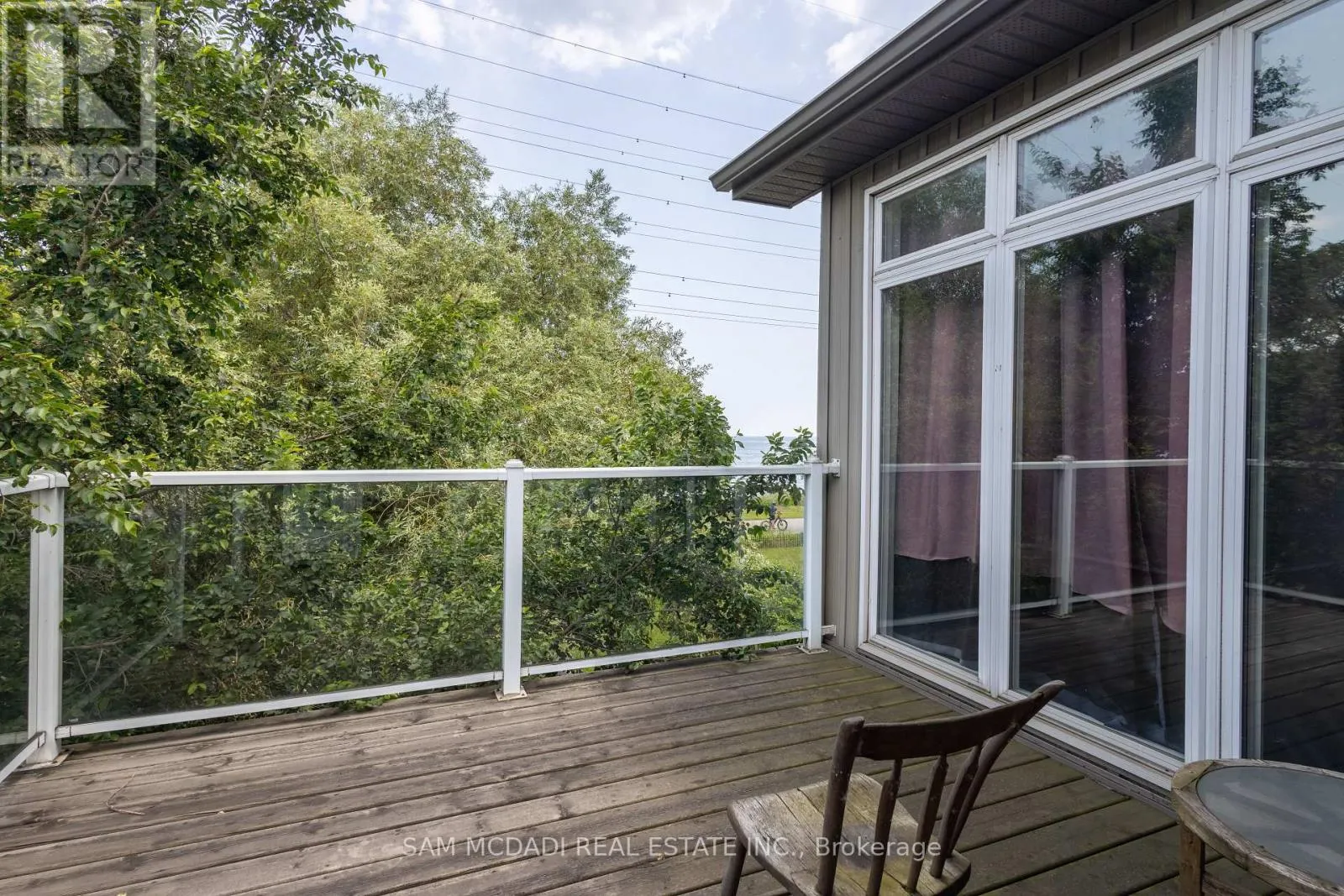 187 BEACH BOULEVARD
