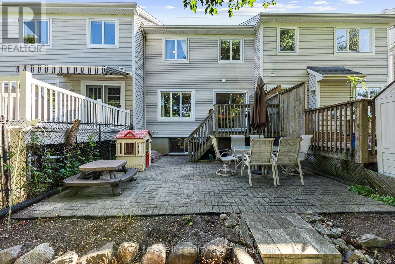 12 SONATA PLACE