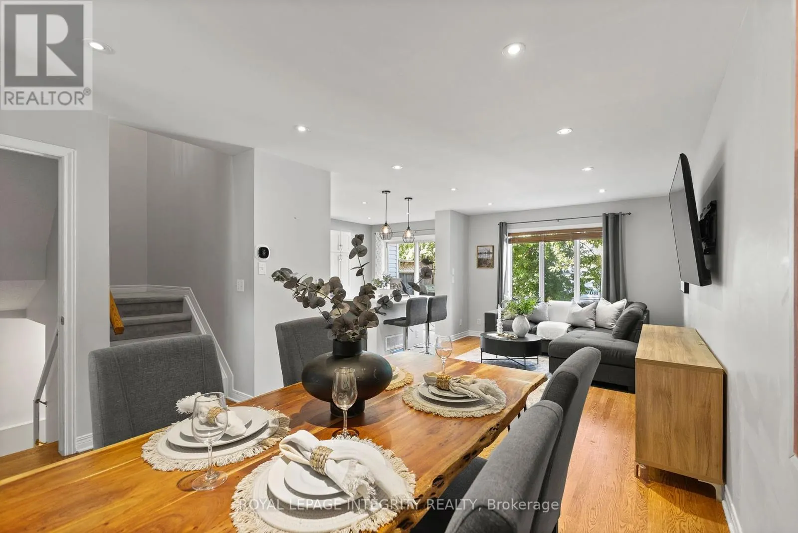 12 SONATA PLACE