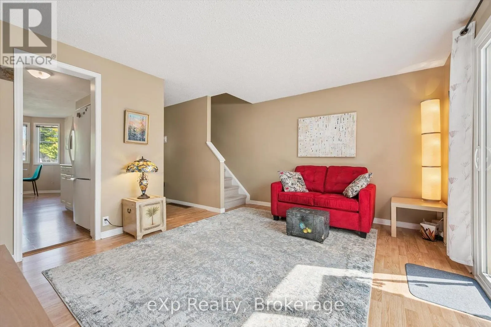 44 - 40 SILVERCREEK PARKWAY N, #44