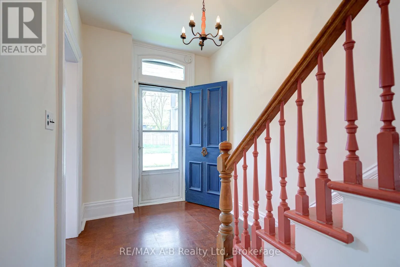 258 DOURO STREET