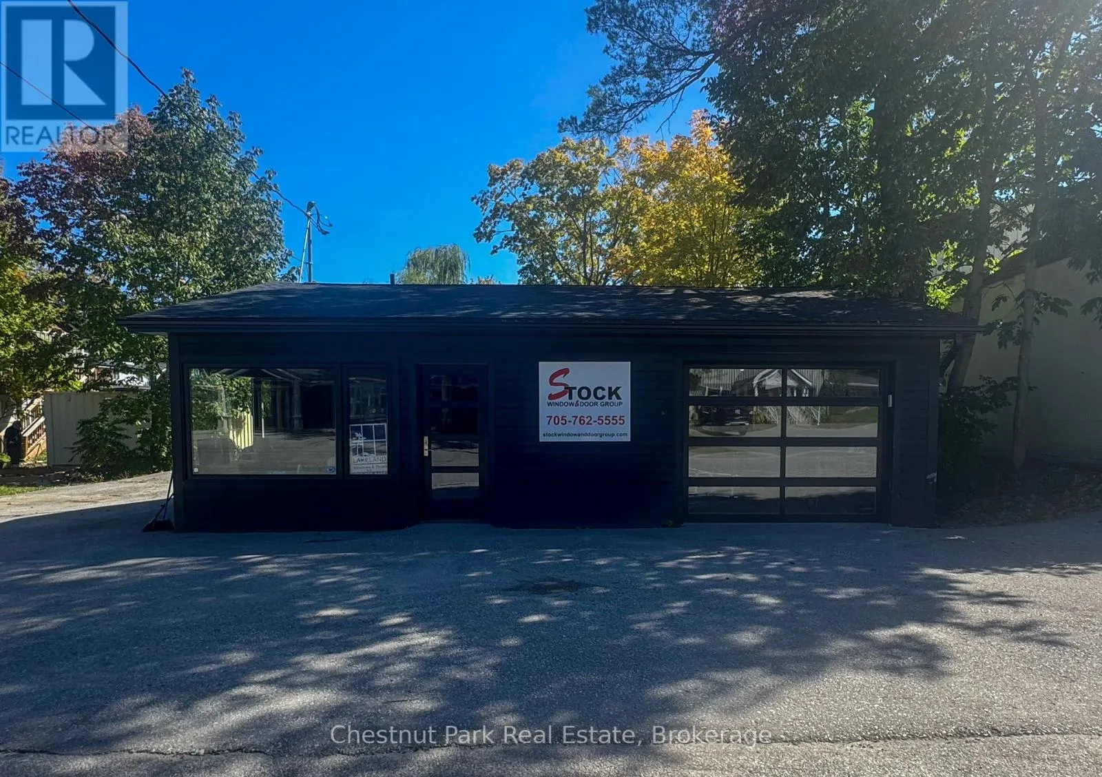 1005 MAPLE AVENUE