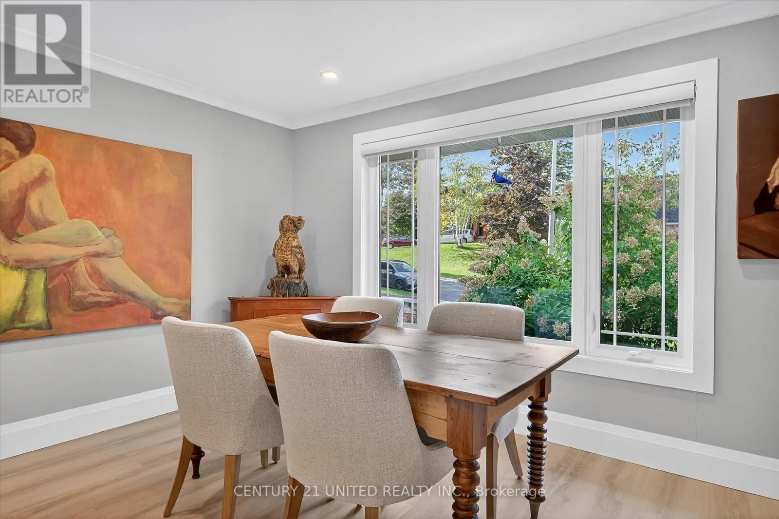 114 OAKWOOD CRESCENT