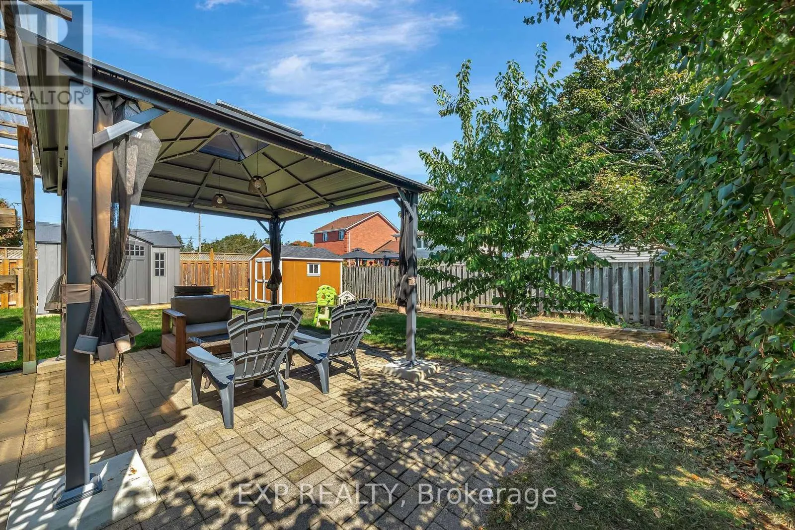 6 TAYLOR COURT