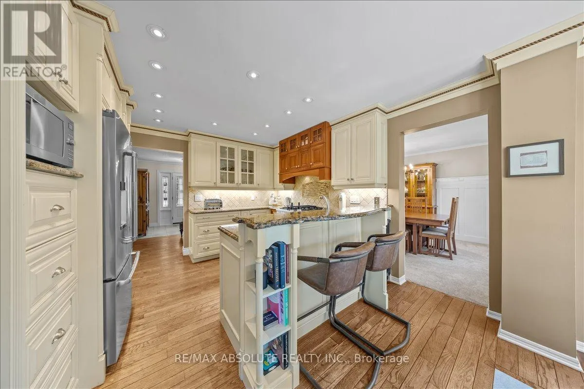 3 BUTTONWOOD TRAIL